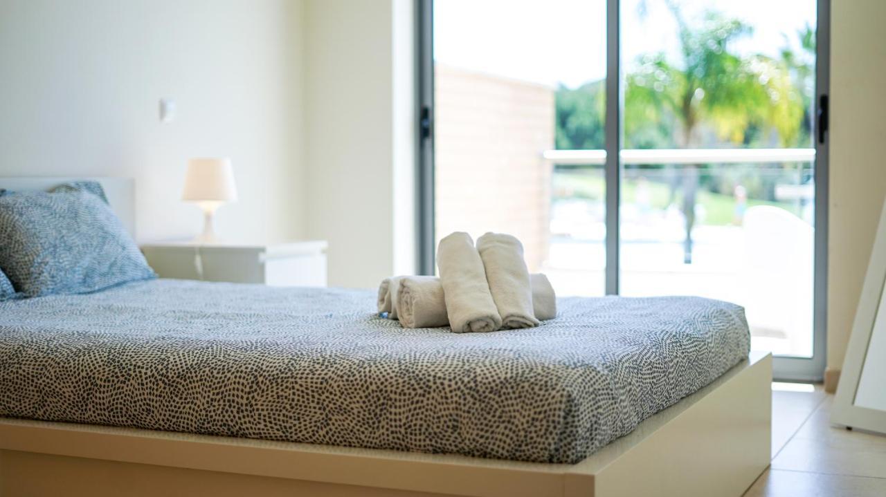 Villa White House By Stay-ici, Algarve Holiday
