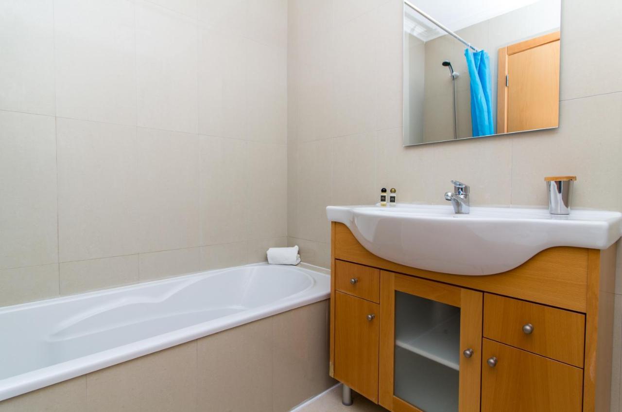 White House By Stay-ici, Algarve Holiday Villa Albufeira